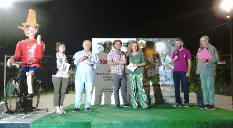 TELEFONA AGLI ALIENI E VINCE L’ANTEPRIMA DEL CAMPIONATO DELLA BUGIA